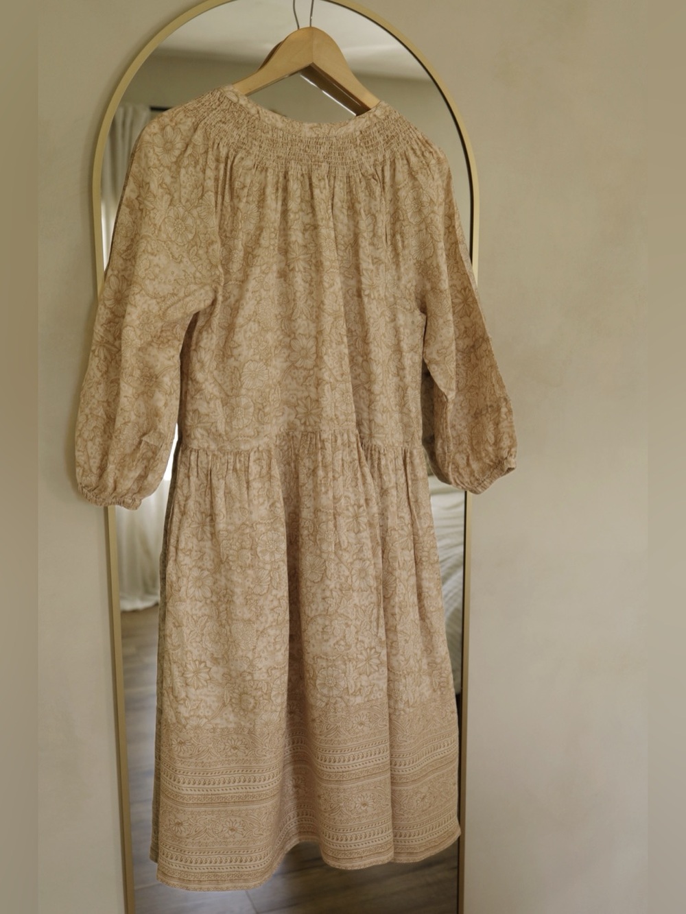100% Linen Beige Floral Dress - Picture 3 of 7